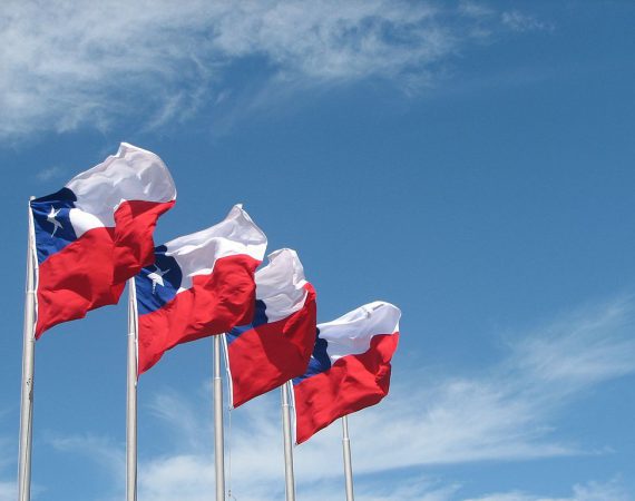 banderas-de-chile-elecciones-en-chile-viaje-de-compras-a-chile